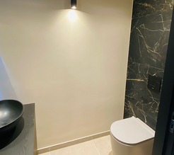 WC na